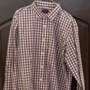 UNTUKit button down shirt